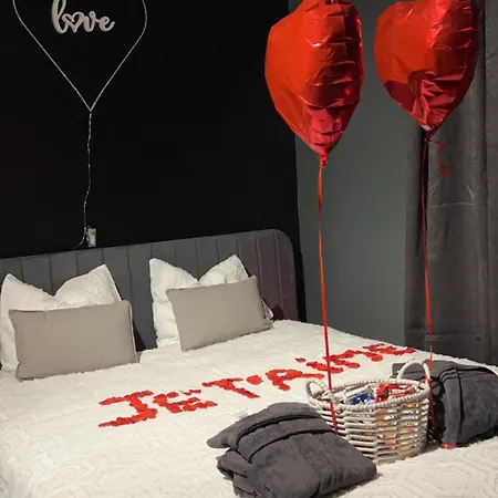 Loveconcon